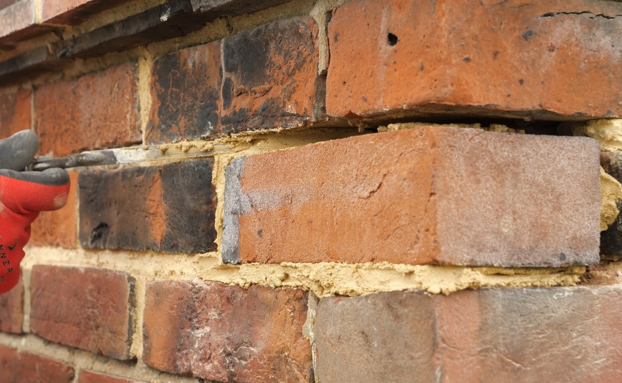 Tuckpointing & Repointing Services